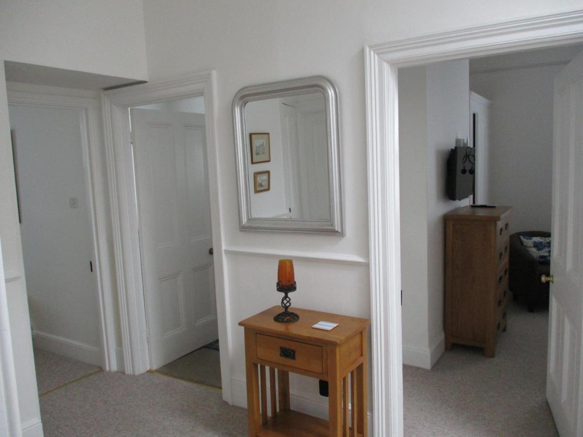 Lovely Spacious 3 Bedded First Floor Apartment Ryde  Eksteriør billede