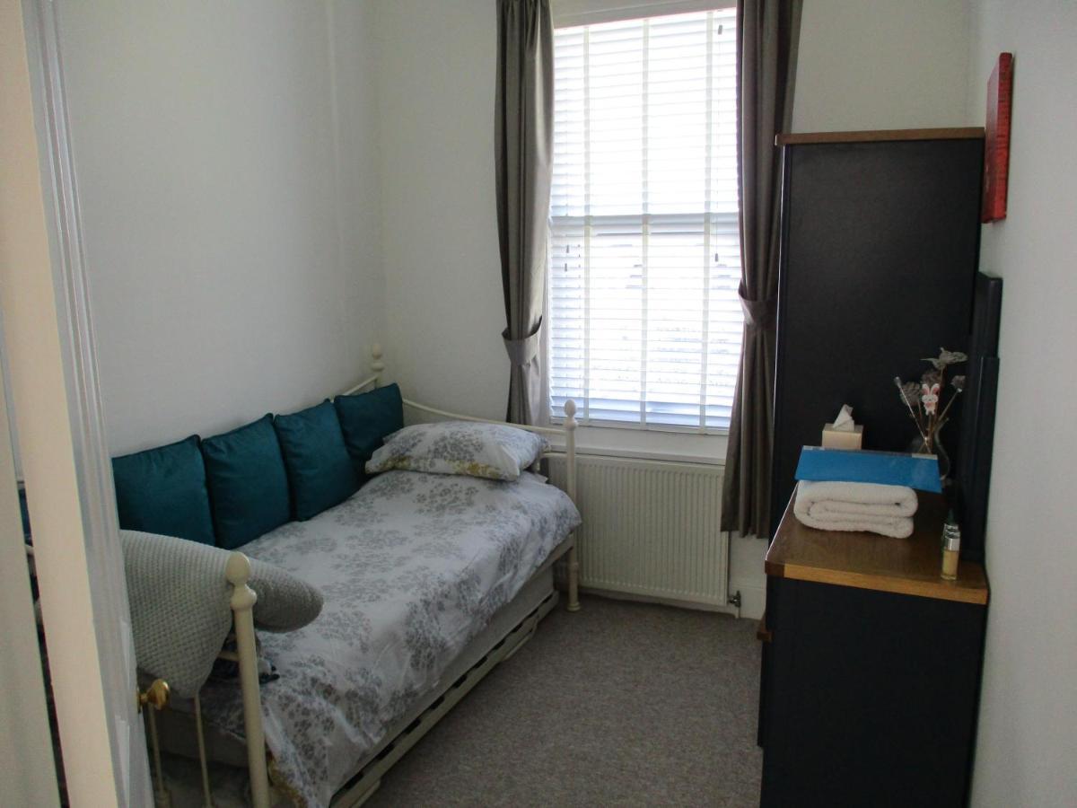 Lovely Spacious 3 Bedded First Floor Apartment Ryde  Eksteriør billede